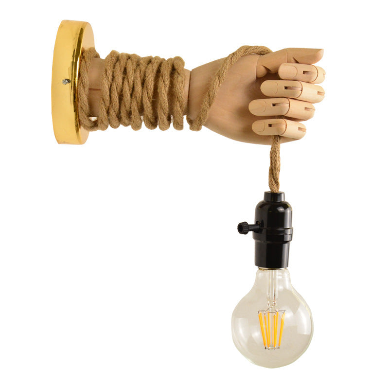 7. Kreativ vägglampa