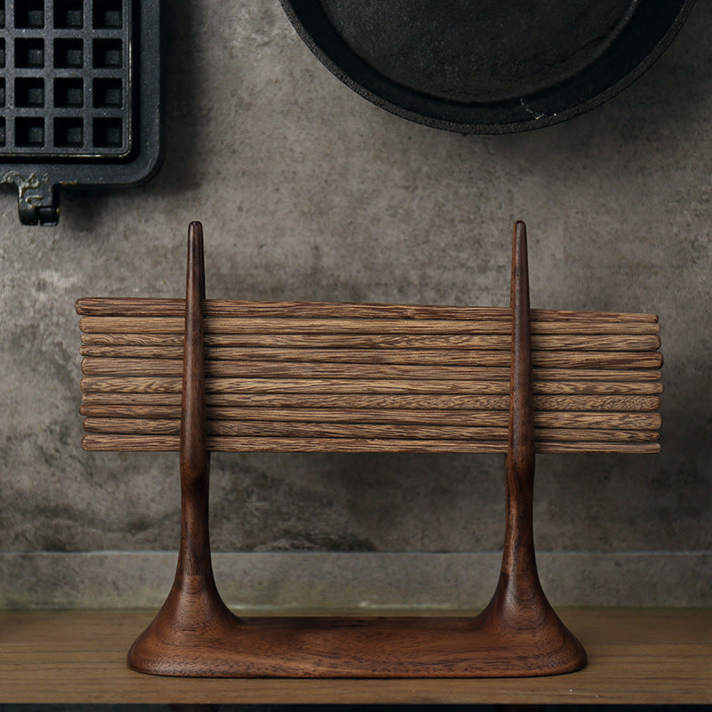 1. Chopstickshållare med chopsticks av trä