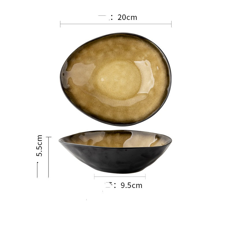 1. Skålar och tallrikar av glaserad porslin