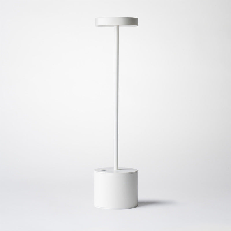 7. Laddbar bordslampa med LED ljus