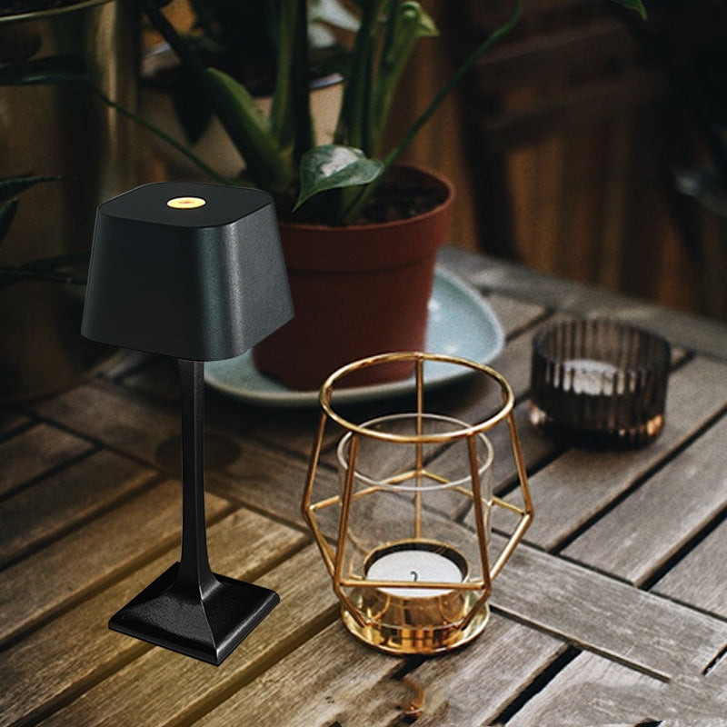 7. Modern och minimalistisk LED lampa